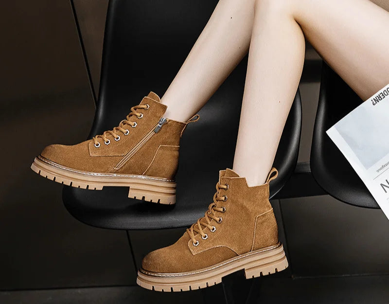 AURORA - Retro Suède Martin Boots met Dikke Zool