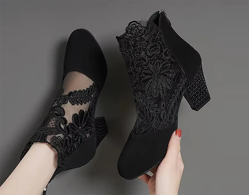 LaceBloom - Elegante Enkelhoge Dameslaarzen