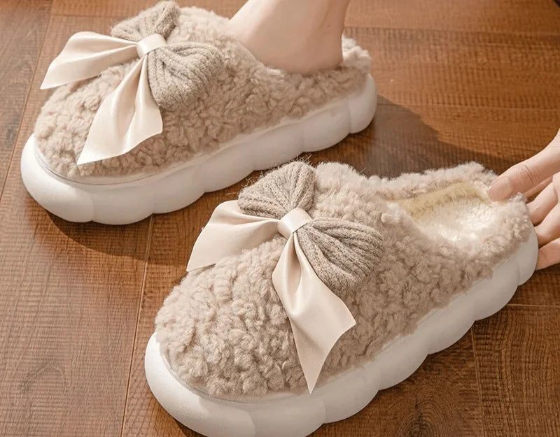 BOWFLUFF - Warme Winter Pantoffels met Strik en Pluche Binnenvoering