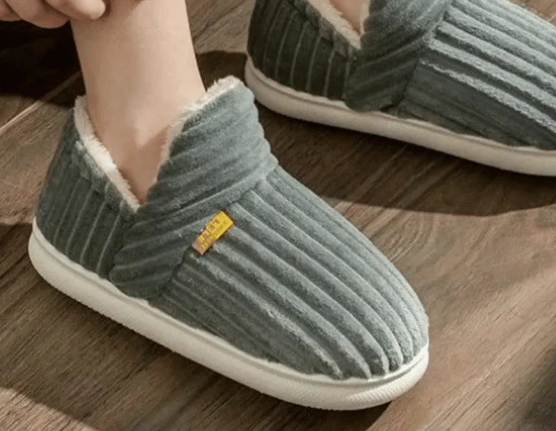 KuaiLu Sloffen-Laarzen-Dames, Chenille Pluizig Pluche Fleece Pantoffels, Memory Foam Gezellige Slippers Vrouwen, Warme Winter Gesloten Huisschoenen, Harde Rubberen Zool Huttenschoenen Zwart 42-43 KuaiLu Sloffen-Laarzen-Dames, Chenille Pluizig Pluche Fleece Pantoffels, Memory Foam Gezellige Slippers Vrouwen, Warme Winter Gesloten Huisschoenen, Harde Rubberen Zool Huttenschoenen Zwart 42-43
